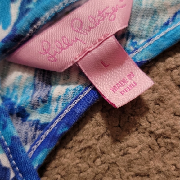 Top - Picture 2 of 2